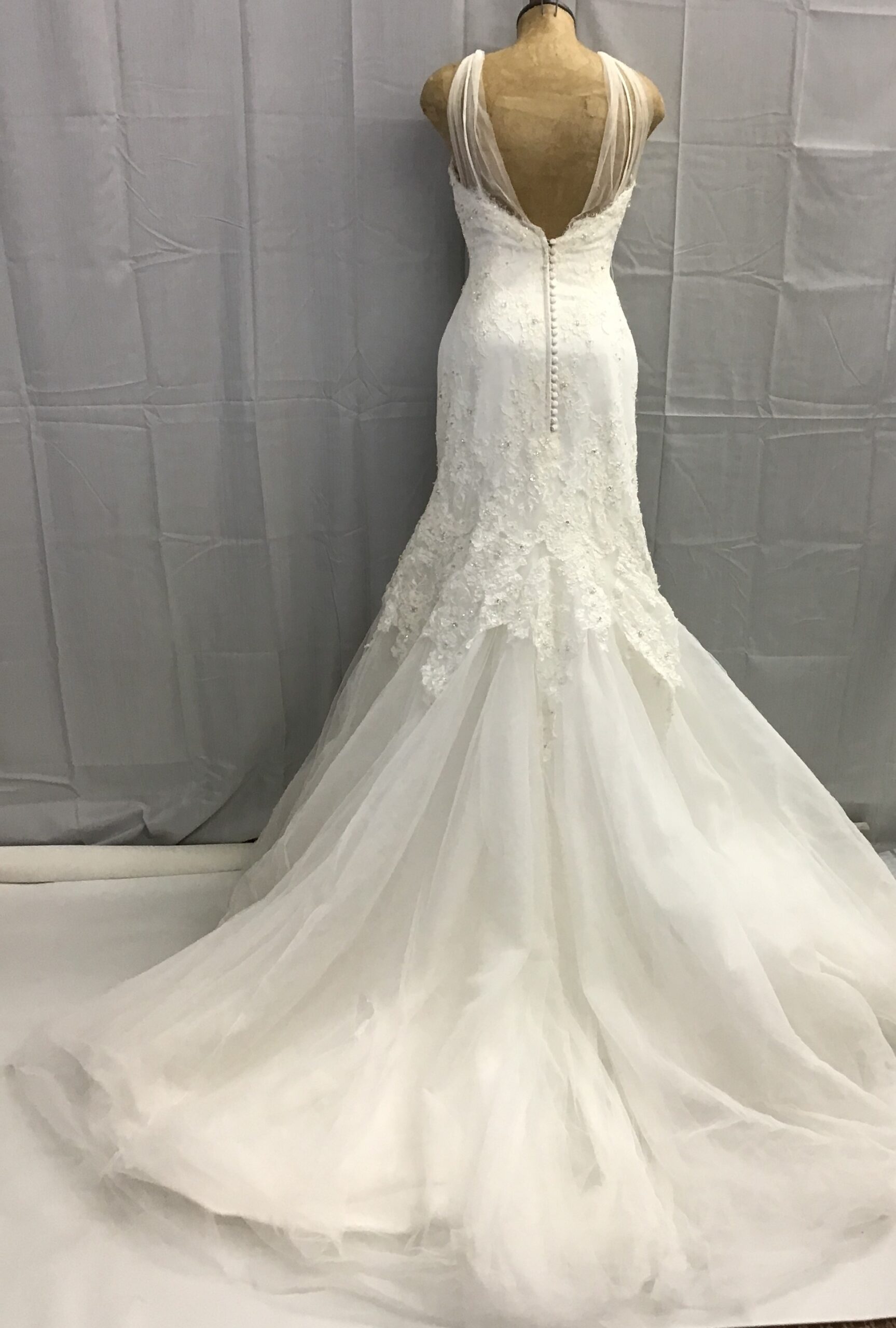 Jasmine Women Bridal Gown, White Lace Beaded Gown Size 8 - Image 2