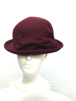 Unbranded Women Red Wool Hat w Red Bow Details
