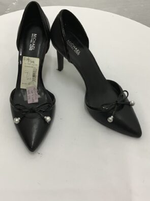 Michael Michael Kors Women Black Pointy Toe Heel, Slip On, Bow on Toe, 3" Heel Size 7
