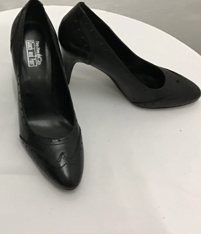 Coach and Four Women Black Genuine Leather Slip On Pumps. Loafer Style Size 9, 3" heel