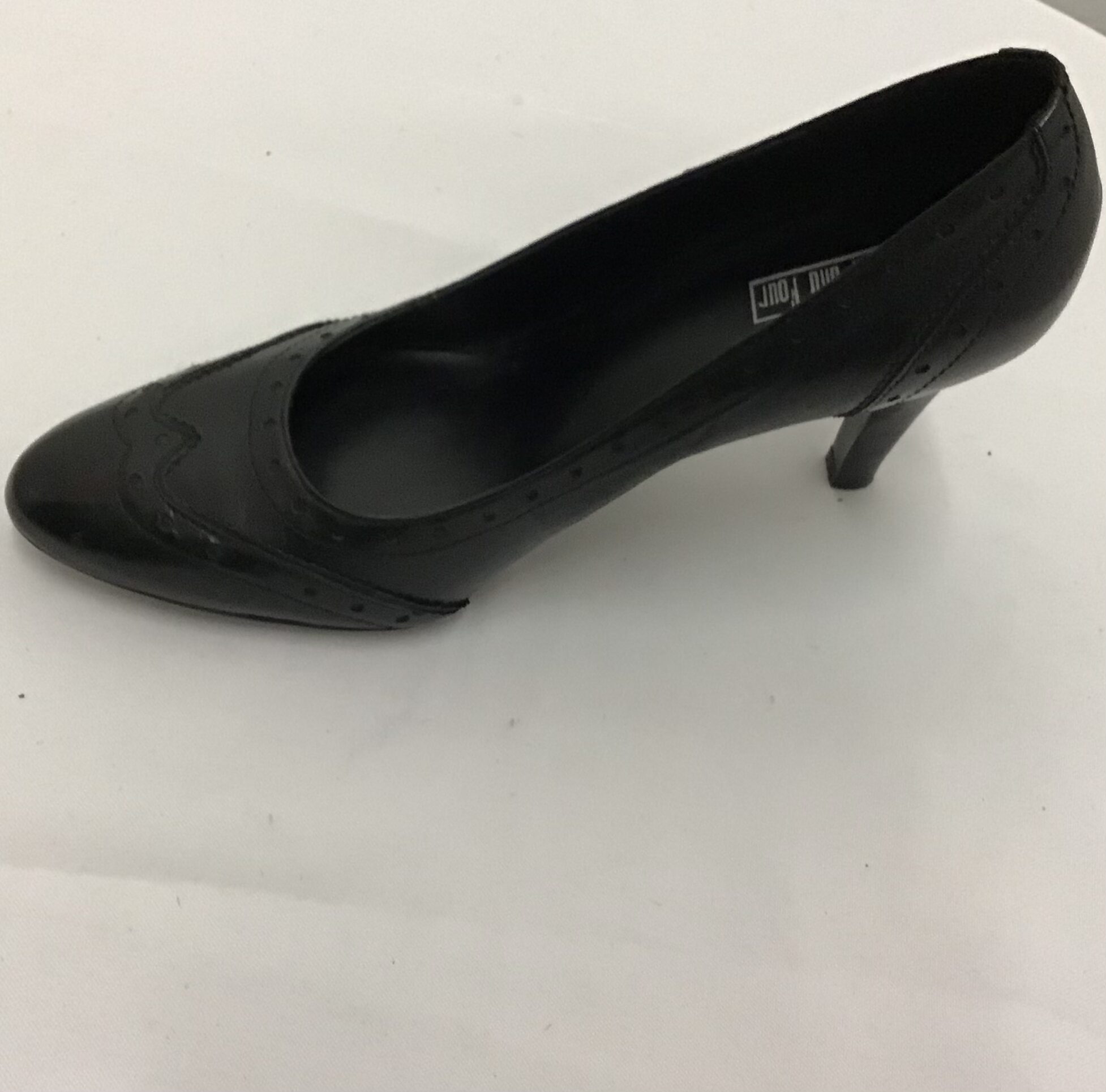 Coach and Four Women Black Genuine Leather Slip On Pumps. Loafer Style Size 9, 3" heel - Image 6