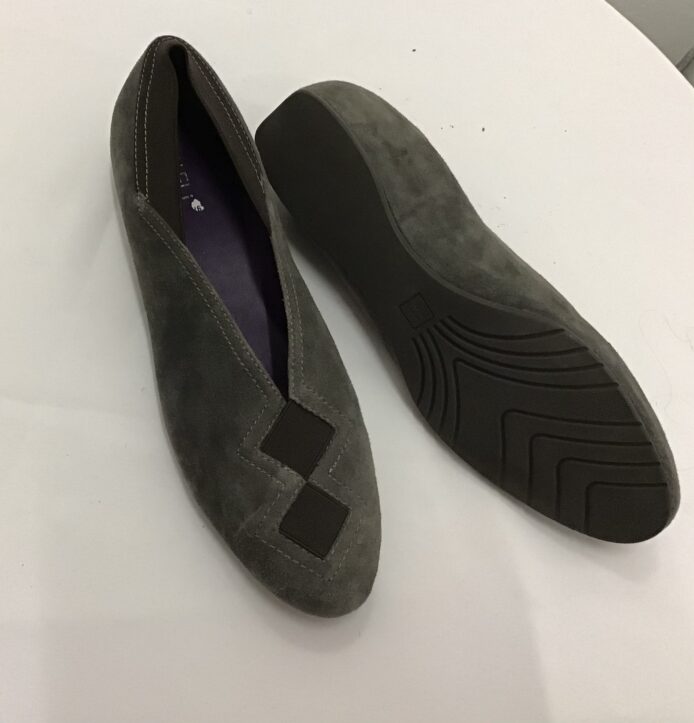 Van eli Women Gray Suede Slip On Flats Size 11 (mini hidden wedge heel) - Image 2