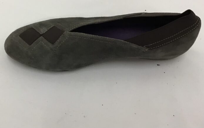 Van eli Women Gray Suede Slip On Flats Size 11 (mini hidden wedge heel) - Image 6