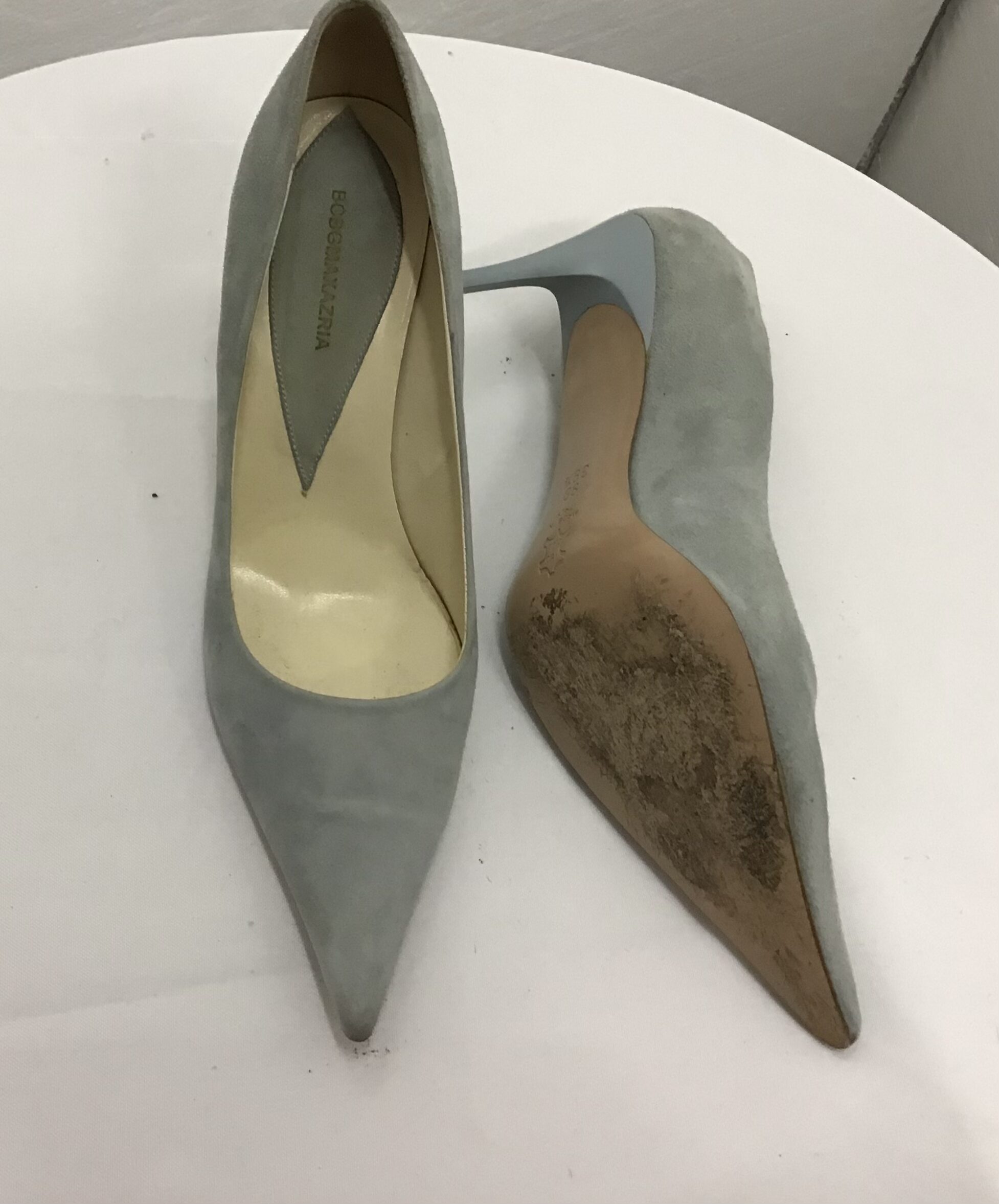 BCBG Maxazria Women Bluish Gray Suede Pumps, Pointy Toe Slip On Size 9 - Image 2