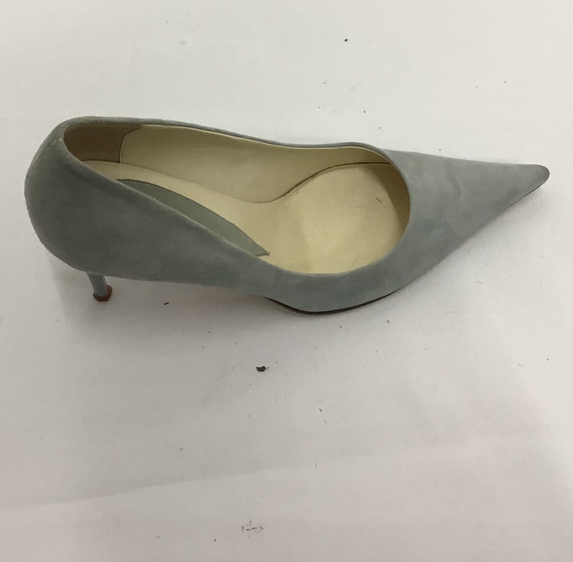 BCBG Maxazria Women Bluish Gray Suede Pumps, Pointy Toe Slip On Size 9 - Image 6