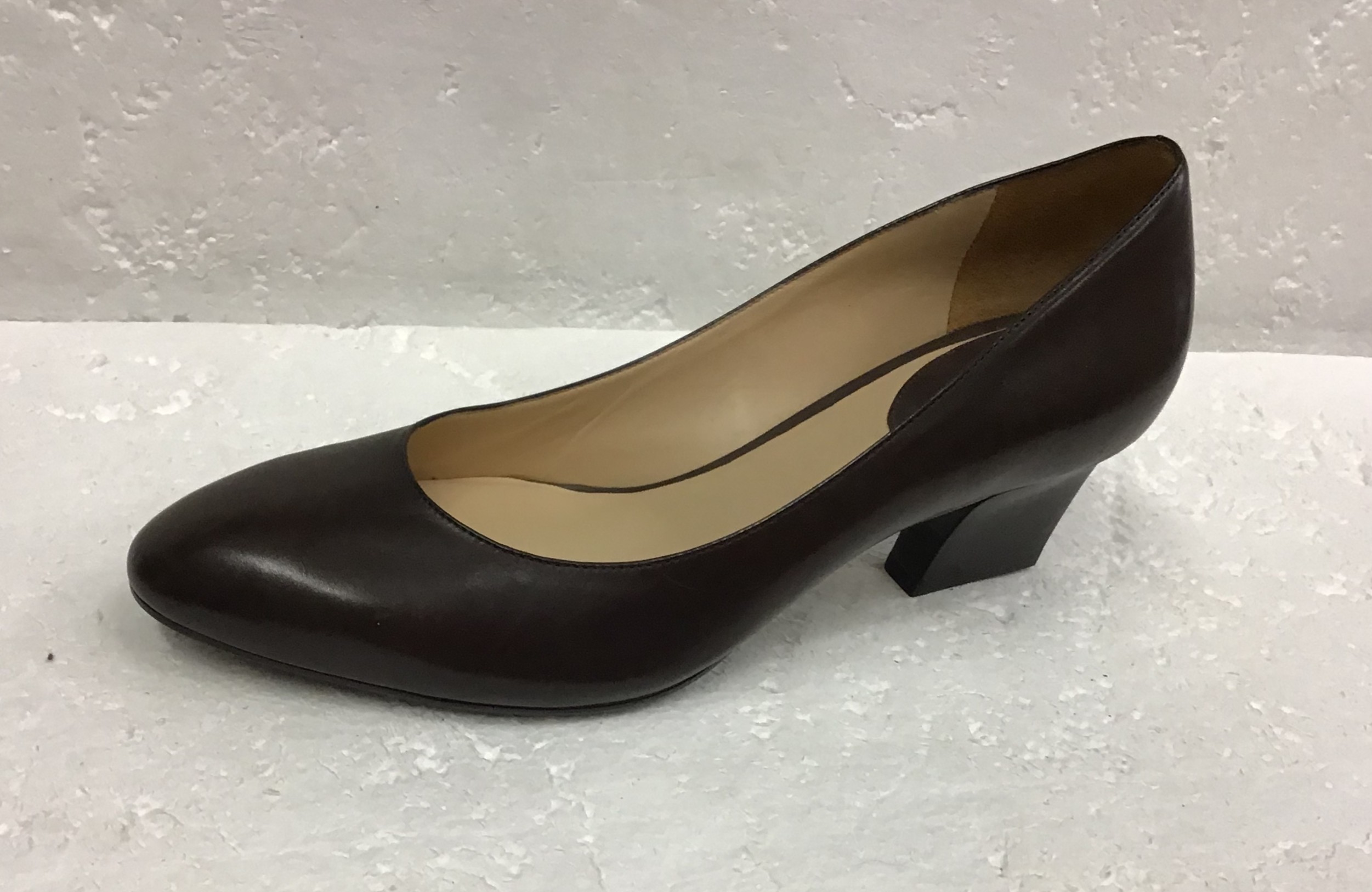 Cole Haan Women Brown Pumps Size 9.5 - Image 6