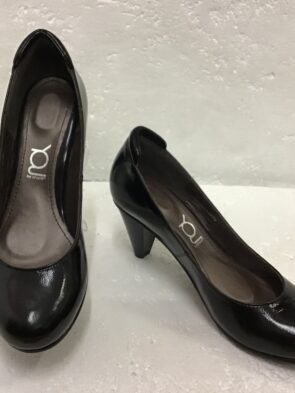 You by Crocs Black Patent Leather Heel Size 9