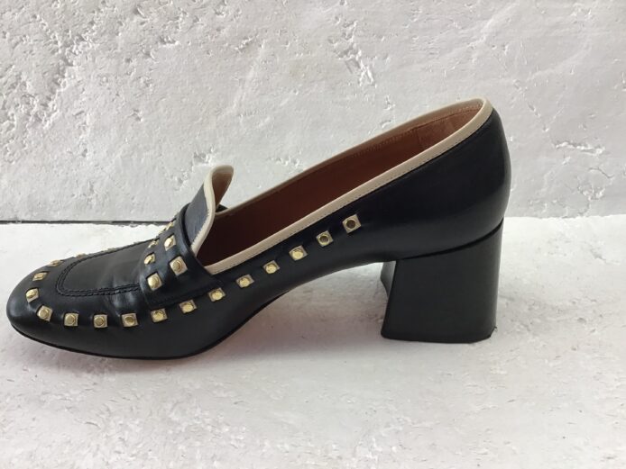 Tory Burch Black Square Toe w Circle/Square Hardware, Block Heel Size 9.5 - Image 4