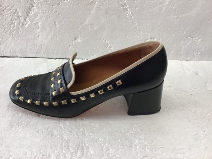 Tory Burch Black Square Toe w Circle/Square Hardware, Block Heel Size 9.5 - Image 7