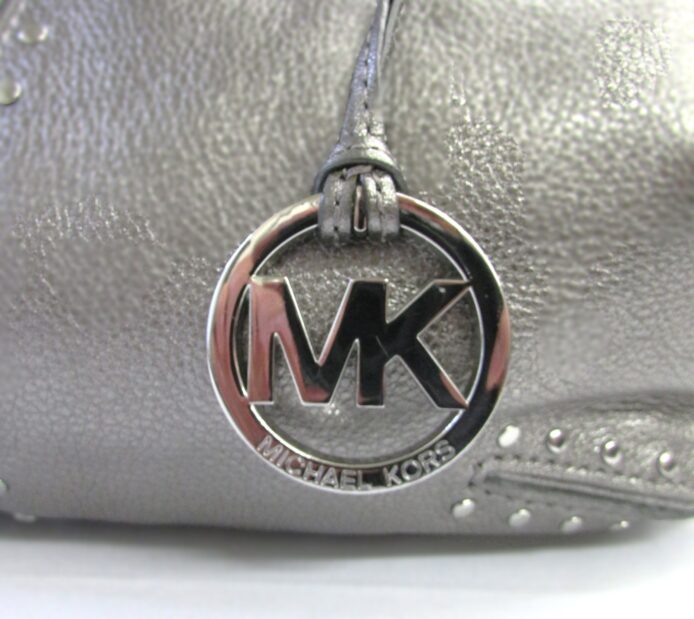 Micahel Kors Women Purse Gun Metal Dual Handle Pebbled Leather w Silver Hardware Tote Bag Purse - Image 6