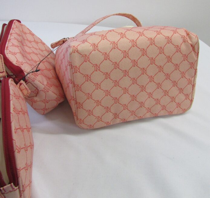 Lauren Ralph Lauren Women 3 piece Travel Set - Image 9
