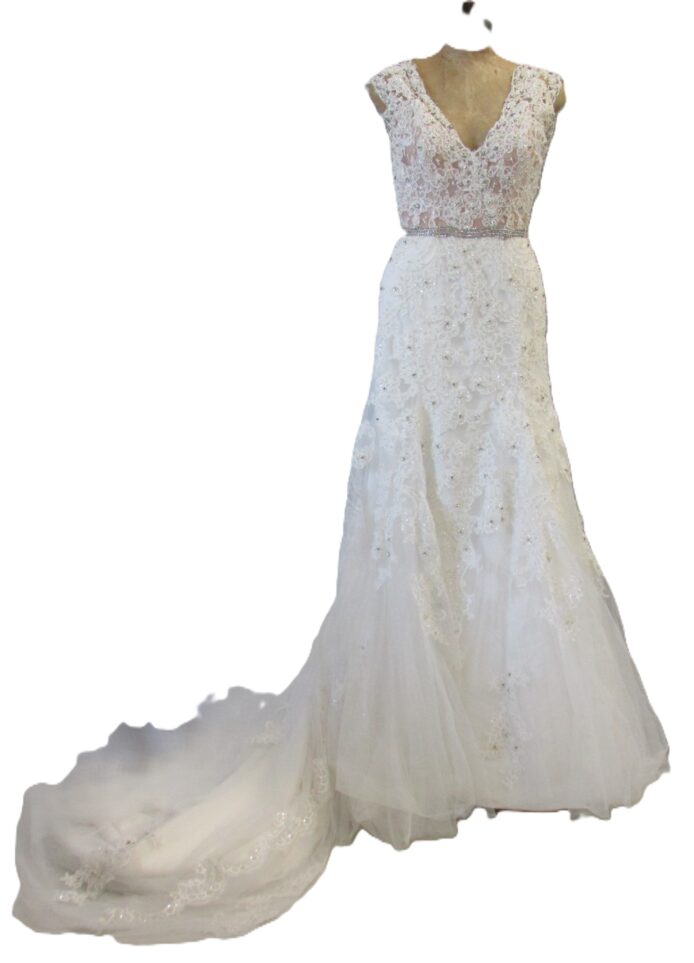 Jasmine Bridal Haute Couture Ivory Champagne Lace Bridal Gown Size 10