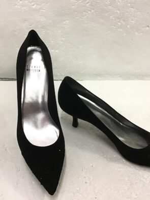 Stuart Weitzman Women Black Pointy Toe Slip On Pumps w Emboridered Toe Size 9