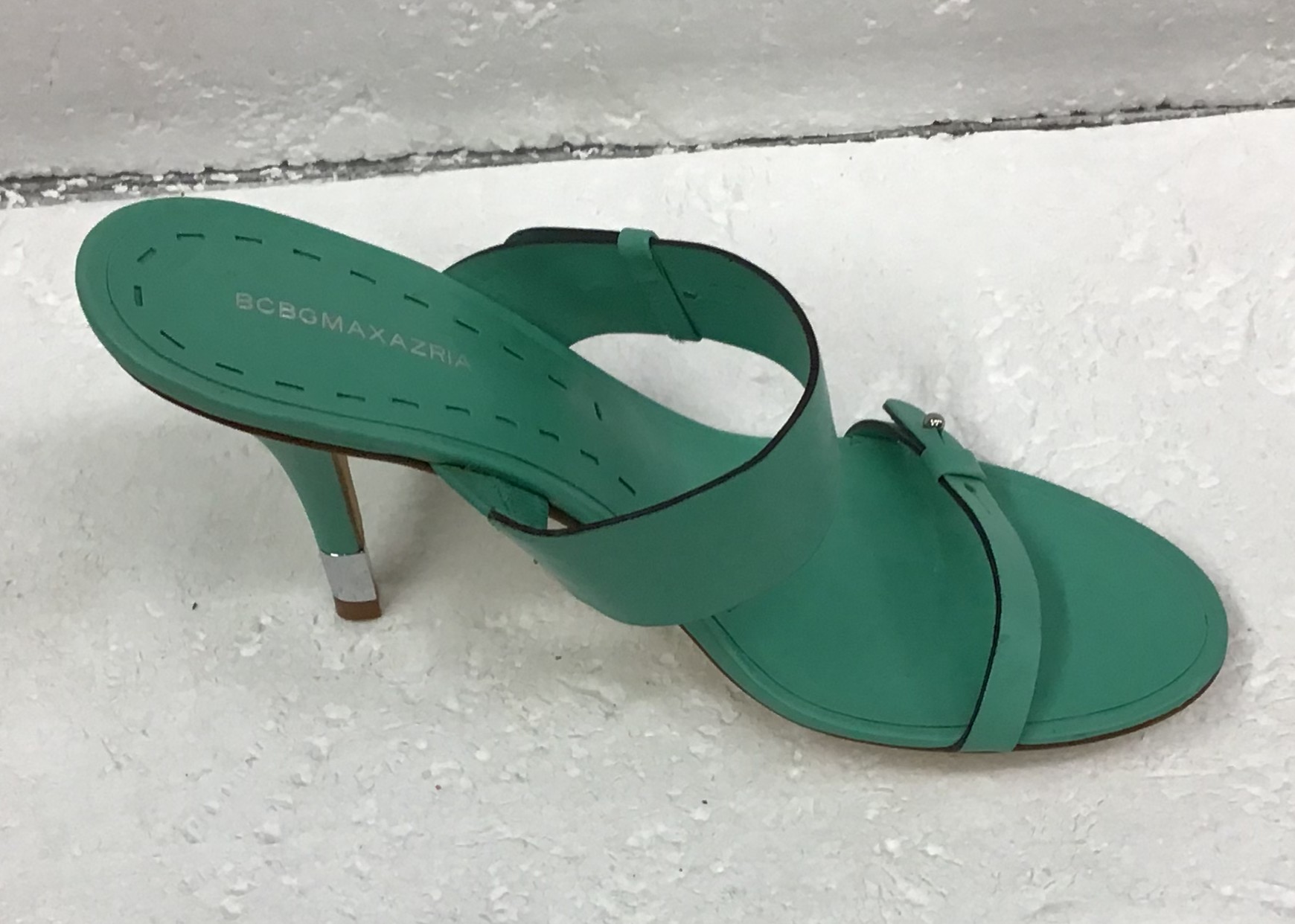 BCBGMaxazria Women Green Strappy Leather Heels Size 9.5 - Image 7