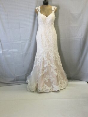 Stella York Champagne Ivory Lace Gown Size 14