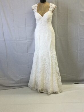 Martina liana white floral lace Gown Size 12