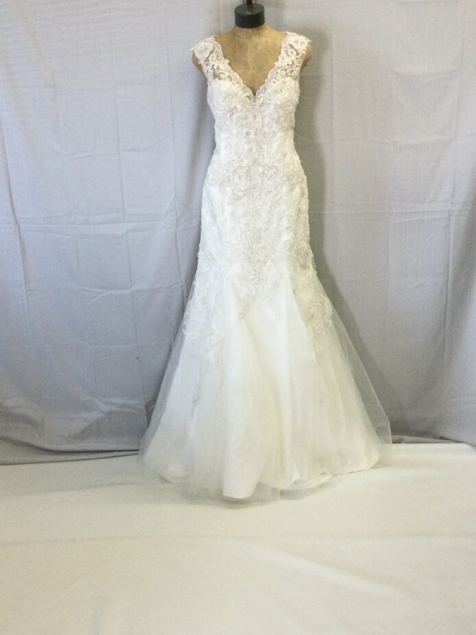 Mori Lee Floral Lace Beaded Gown Size 14