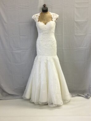 David Tutera White Floral Lace Gown Size 10