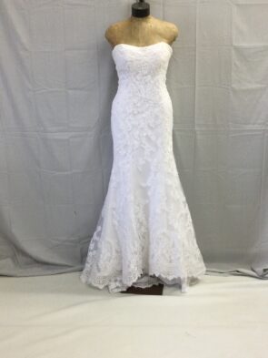 Casablanca White Lace Beaded Gown Size 10