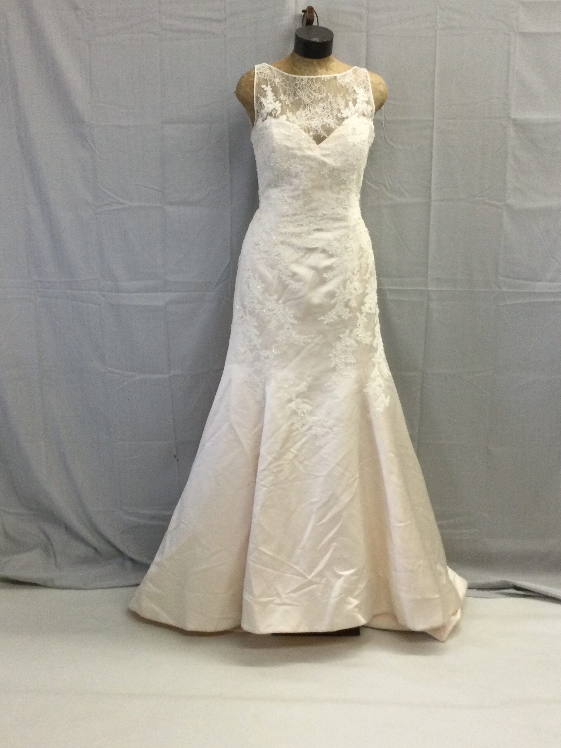 Jasmne Ivory Floral Lace Gown Size 12