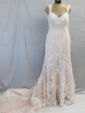 Stella York Ivory Lace Peony Gown Size 14