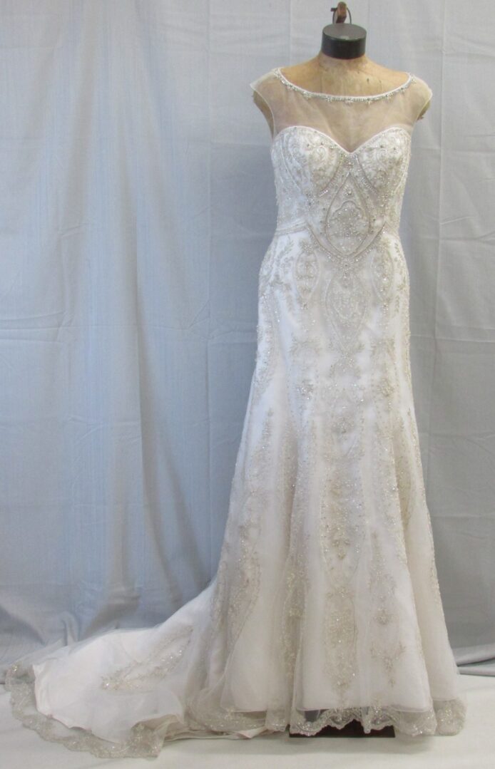 Casablanca Bridal "Lavender" Candlelight Ivory Silver Beaded Gown Size 12