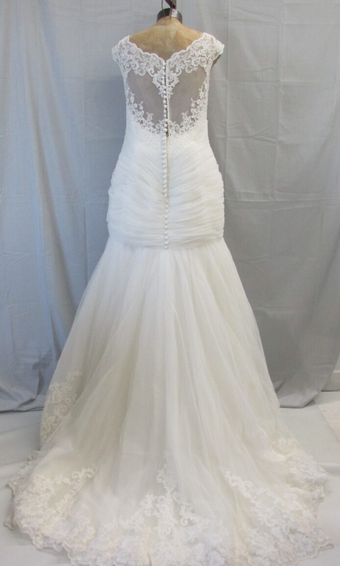 Morilee by Madeline Gardener Ivory Lace Gown Size 22 - Image 2