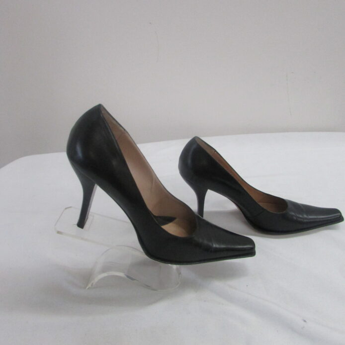 Kenneth Cole New York Vintage Black Leather Slip-on Pumps Size 8 - Image 3