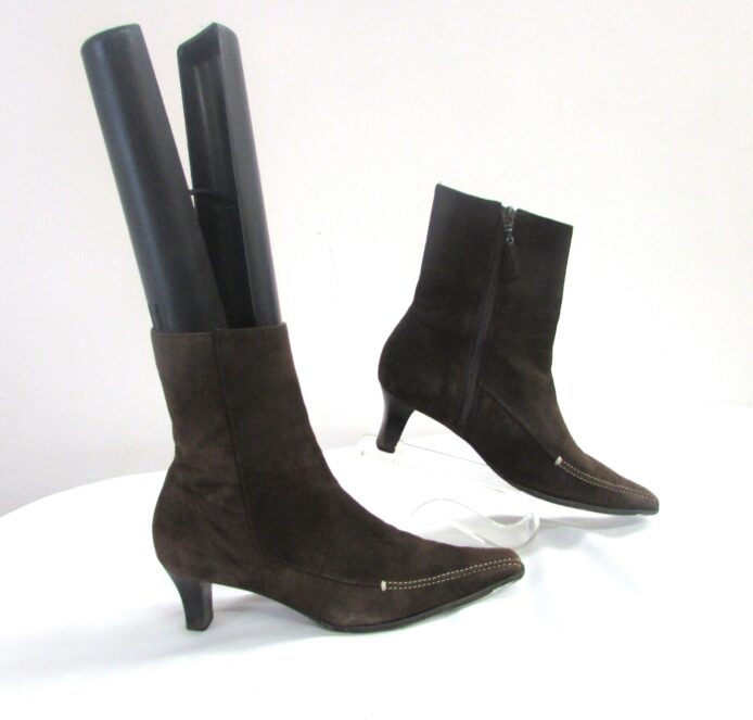 Ann Taylor Women's Brown Suede Ankle Boot Size 8.5 - Image 3
