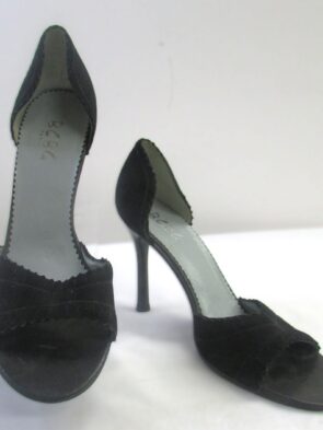 BCBG Women's Black Suede Slip-on Open toe Heels Size 8