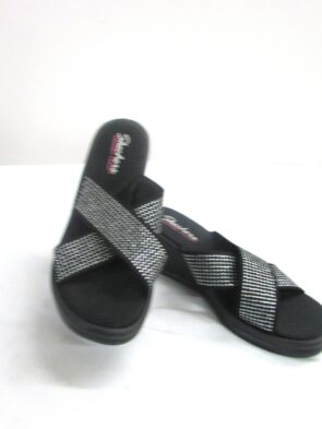 Skecher Memory Foam Strappy Wedge Sandal w Studs Size 10