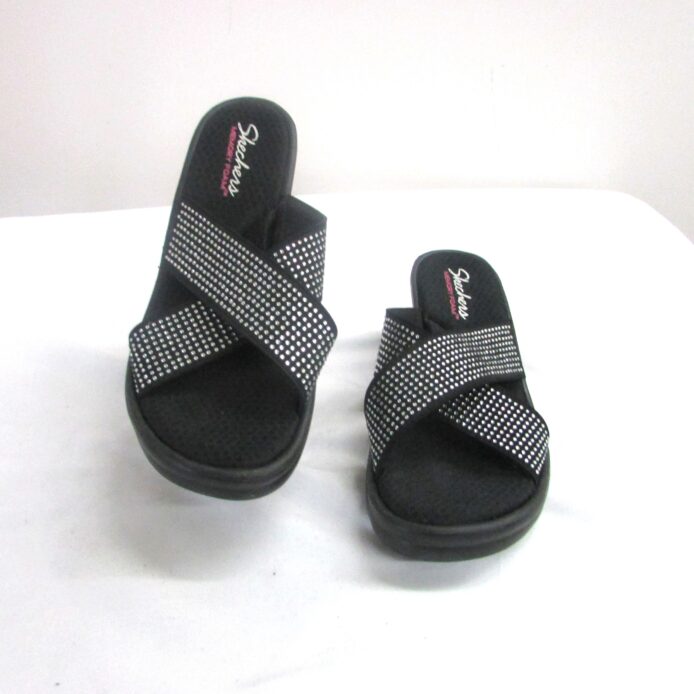 Skecher Memory Foam Strappy Wedge Sandal w Studs Size 10 - Image 2