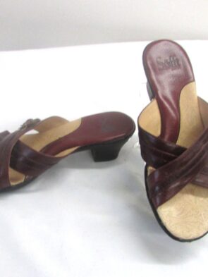 Sofft Women's Maroon Leather Criss-Cross Slip-on Sandals Size 8.5