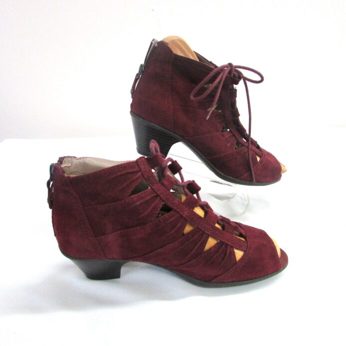 Earth Women's Genuine Suede Burgundy Aurora Shoe Sandal Size 7B - Image 3