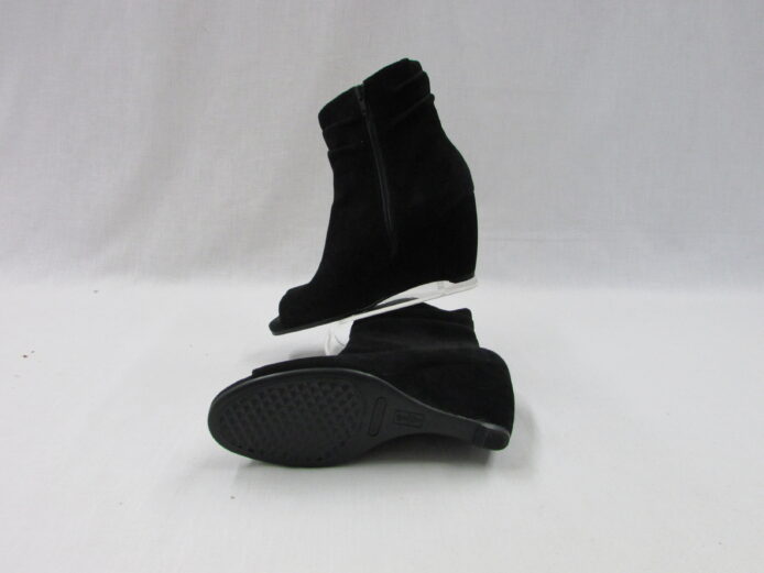 Aerosoles Heelrest Ankle Boots Size 8 - Image 6