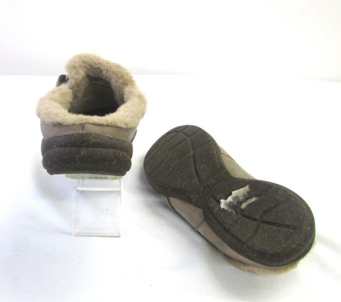 Collection by Clarks Women's Taupe Suede Mules Size 8 - Image 5
