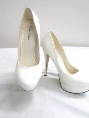 Michael Antonio White Patent Leather Platform Slim Heel Size 6.5