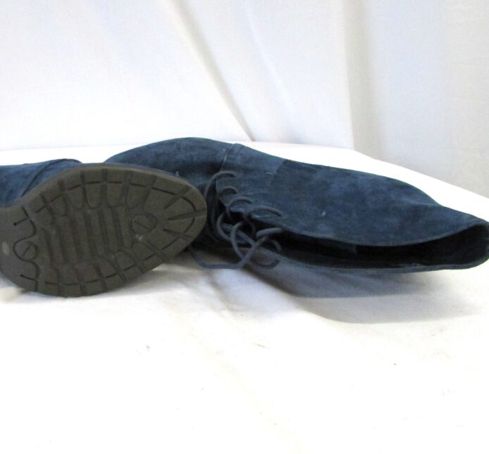 White Mountain Suede Ankle Boot Size 11 - Image 5