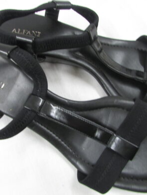 Alfani Wedge Sandal Size 9.5