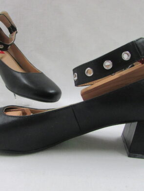 Union Bay Babydoll Shoes Size 10