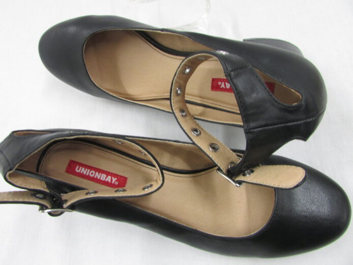 Union Bay Babydoll Shoes Size 10 - Image 3