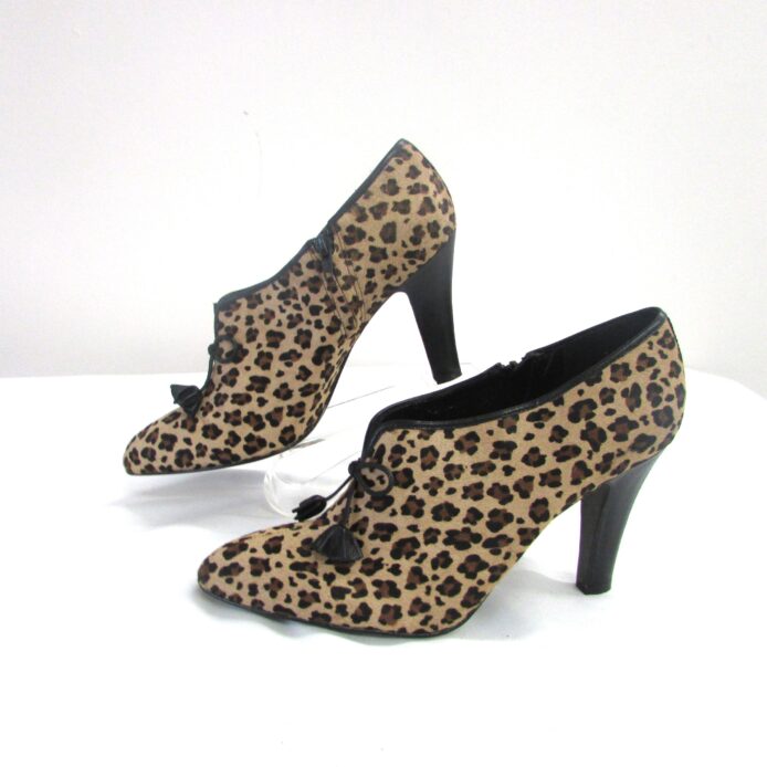 Charles by Charles David Women's Animal Print Ankle Shoe Boot Size 10 - Image 3