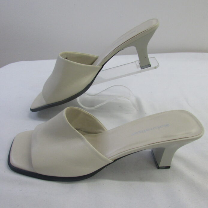 Naturalizer Leather Nude Slip-on Mules Size 10 - Image 4