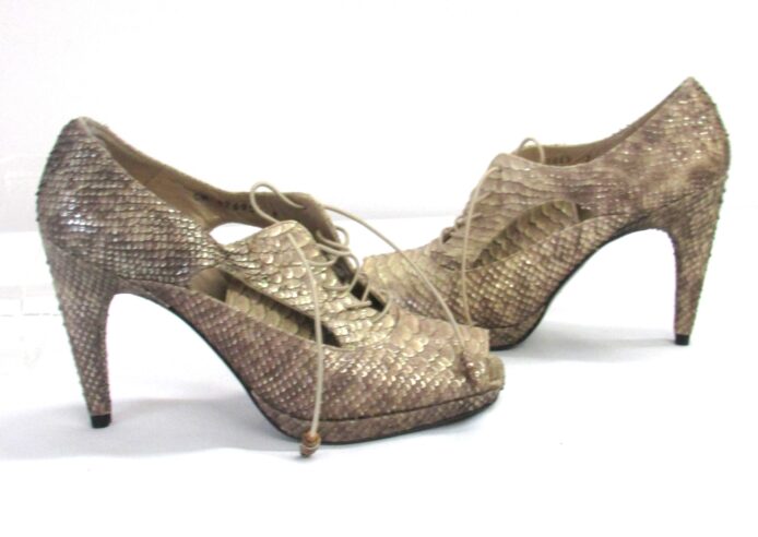 Stuart Weiztman Women Snake Skin Peeptoe Lace Up Heels Size 7 - Image 4