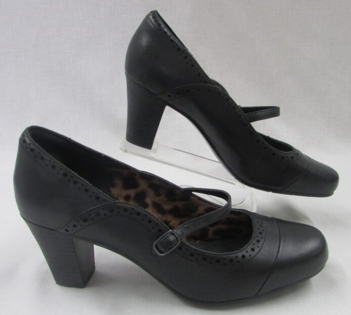 Clarks Bendables Pumps Size 10 - Image 3
