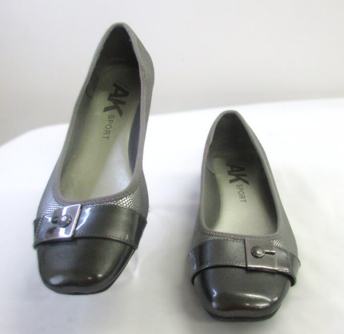 Anne Klein Sport Women's Slate Gray Patent Leather w Fabric Slip-on Flats Size 10 - Image 2