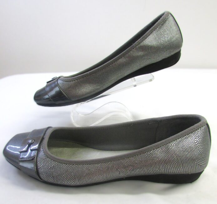 Anne Klein Sport Women's Slate Gray Patent Leather w Fabric Slip-on Flats Size 10 - Image 3