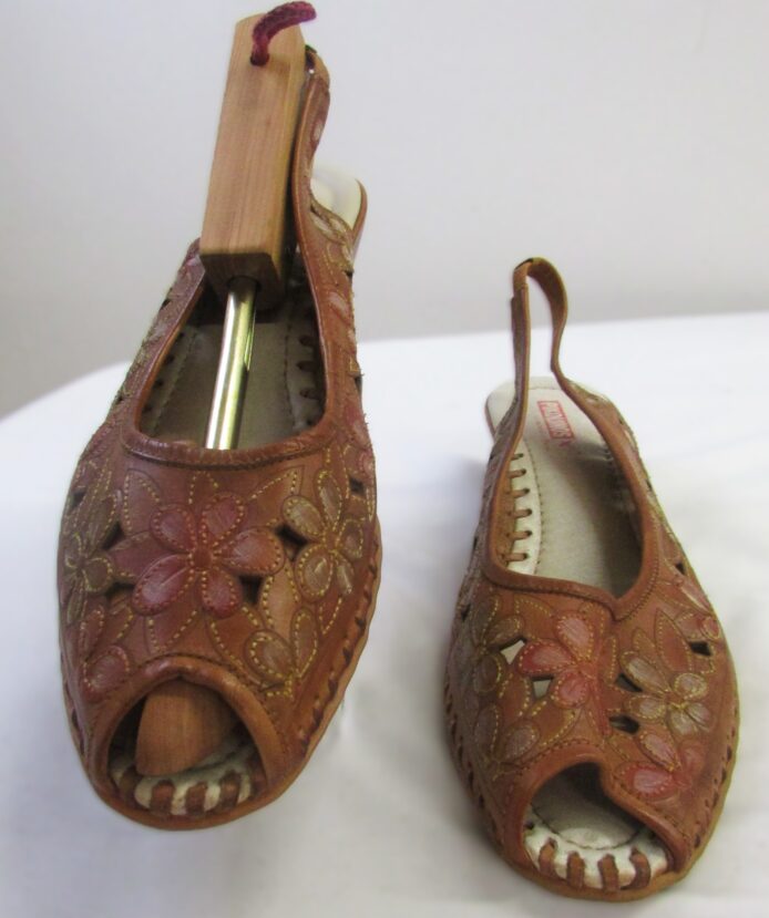 Pikolino's Women's Tan Floral Leather Slingback Sandal Size 42 - Image 3