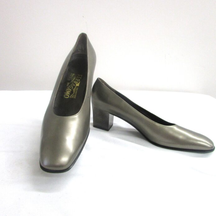 Salvatore Ferragamo Vintage Pewter Pumps Slip-on Size 9.5AA