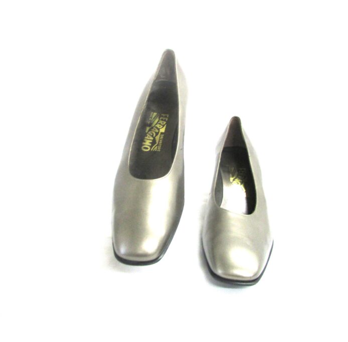 Salvatore Ferragamo Vintage Pewter Pumps Slip-on Size 9.5AA - Image 2
